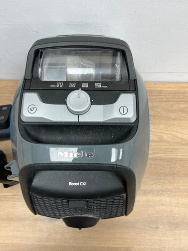 Miele Boost CX1 Bagless Cylinder Vacuum Cleaner SNRF0 (Read Description) — Used (photo 2)