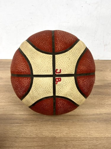 Molten BG-Series Leather Basketball, BG5000, Size 7, 2-tone B7G5000 — Used (photo 3)