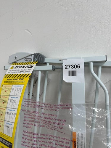 Regalo Walk Thru Baby Gate Metal 29–37.5" Wide silver/platinum — New (other) (photo 4)