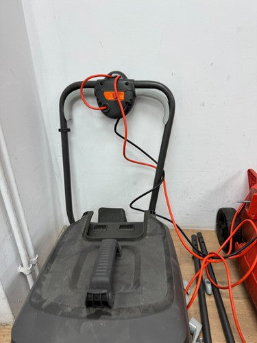Flymo EasiMow 300R Rotary Lawn Mower -Read Description — Used (photo 3)