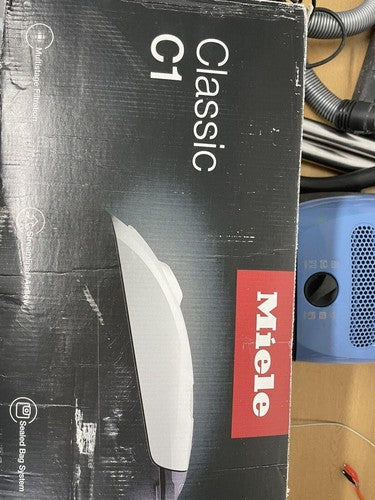 Miele 12029900 Classic C1 Junior Bagged Cylinder Vacuum Cleaner — Used (photo 3)