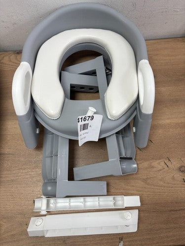Kidoola adjustable potty ladder toilet seat suitable 2-7 yrs grey/white — New (other) (photo 2)
