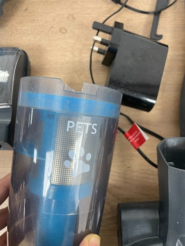 Hoover HF522STP HF500 Anti-Twist Cordless Vacuum Cleaner - Read Description — Used (photo 3)
