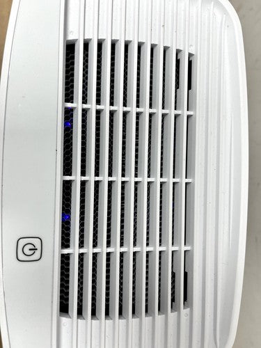 BLACK+DECKER BXEH60002GB 2L Dehumidifier - Read Description