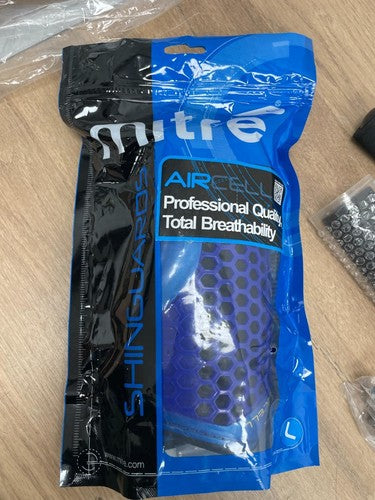 Mitre Aircell Football Shin Pads
