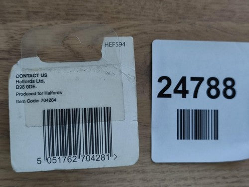 Halfords cigar lighter adaptor — New (other) (photo 3)