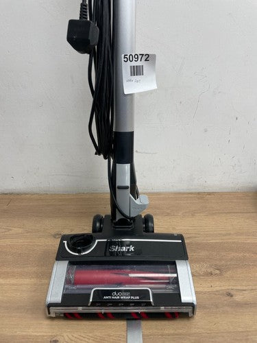 Shark Cordless Stick Vacuum Cleaner Anti Hair Wrap Plus. — Used (photo 3)