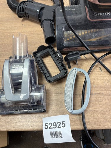 Shark Lift Away Anti Hair Wrap Upright Pet Vacuum Cleaner - (NZ690UKT) — Used (photo 3)