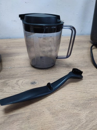 Nutribullet Juicer NBJ-100 800W — Used (photo 3)