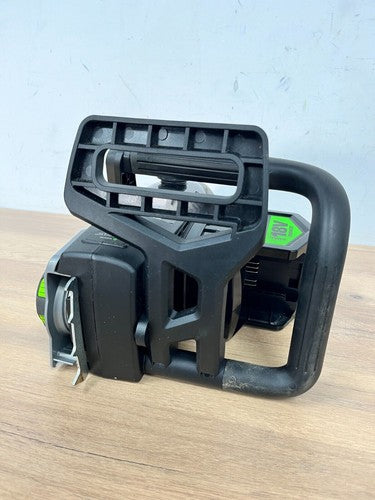 Murray IQ18DCSK Dual 18V Lithium-Ion 35cm Cordless Chainsaw Kit — Used (photo 4)