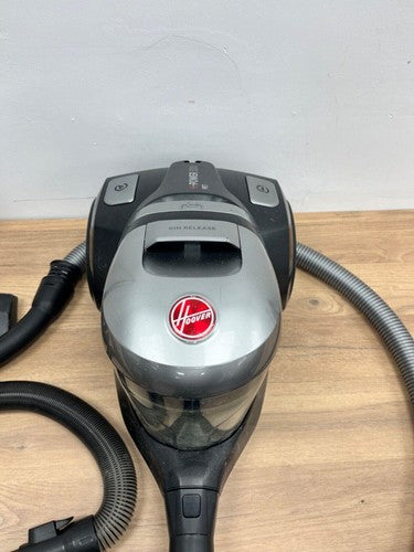 Hoover H-POWER 300 Pet Cylinder Vacuum Cleaner - Black (HP320PET) — Used (photo 3)