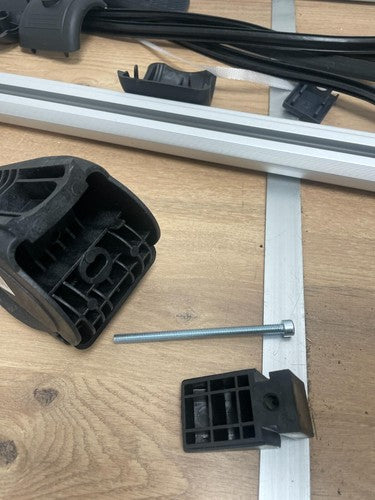 TWINNY LOAD U01 ROOF RAILS — Used (photo 2)