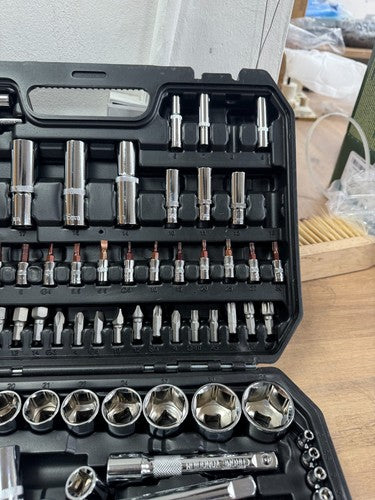Socket Set Kit Mechanics Tool Ratchet Wrench Car Repair Toolset W/ Case — New (other) (photo 4)