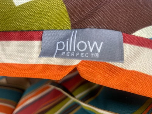 Pillow Perfect Stripe Outdoor Wicker Patio Seat Cushion, Reversible, Weather — New (other) (photo 2)