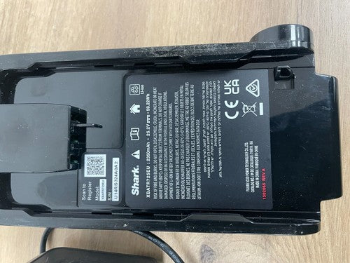 Shark XBATR725EU Lithium-Ion Battery and charger
