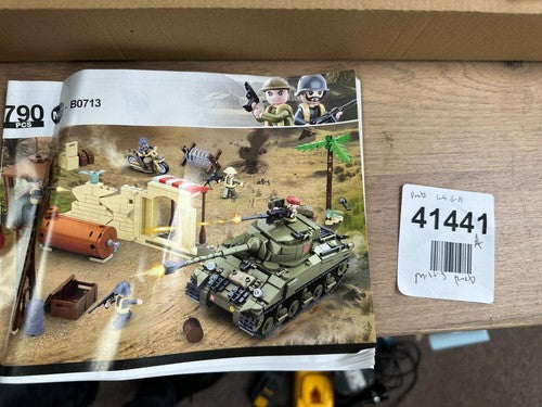 Sluban Army Tank Military 'The Big Battle' Construction Model Number M38-B0713