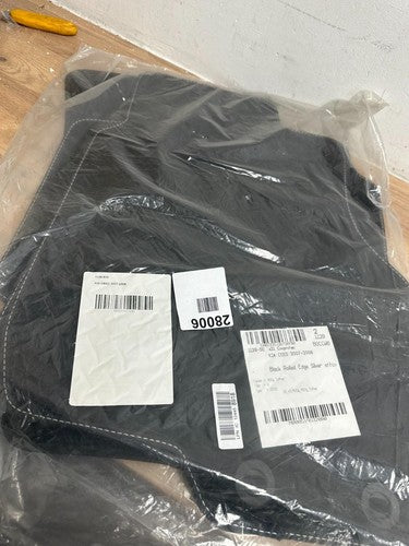 Black rolled edge silver stitch mats KIA CEED 2007-2009