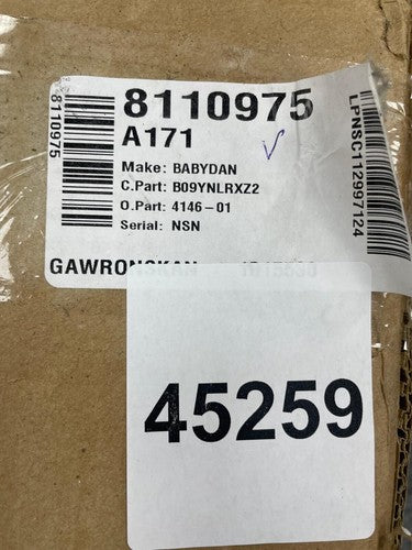 BABYDAN wall mounted changing table 4146 - 01 — New (other) (photo 3)