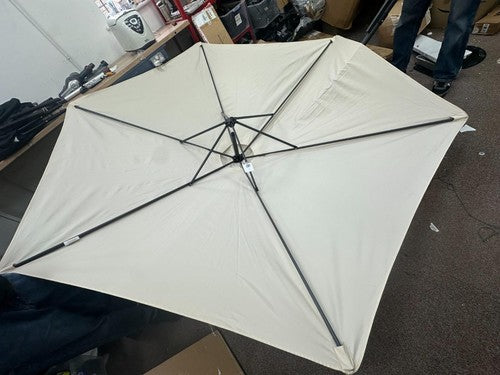 Outsunny 2.7 x 2.7(m) Cantilever Parasol with Aluminium Frame, Crank and Tilt, 3 — New (other) (photo 4)