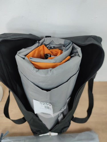 Amazon Basics Dome Camping Tent with Rainfly and Carry Bag, — Used (photo 2)