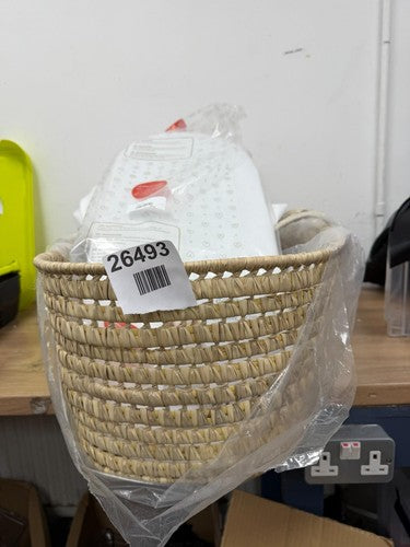 Green sheep natural moses basket- White — New (other) (photo 3)