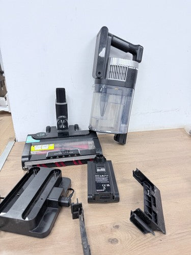 Shark Stratos Anti Hair Wrap Pet Cordless Vacuum - Grey (IZ420UKT) — Used (photo 2)