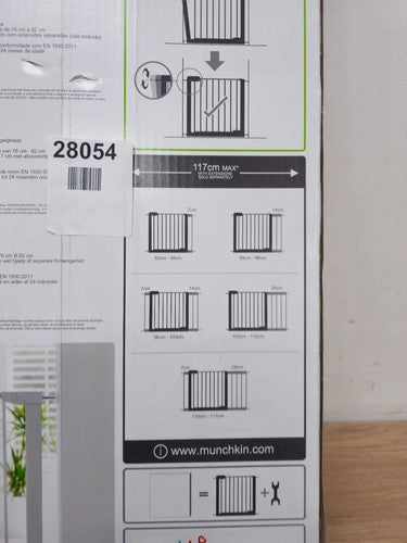 MUNCHKIN Maxi-Secure Safety Gate Pressure Fit Black 76-117cm Stairs