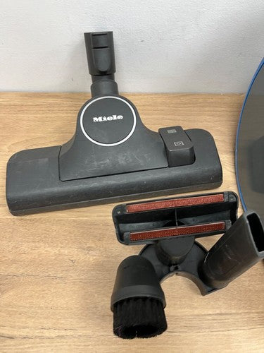 Miele Boost CX1 Bagless Cylinder Vacuum Cleaner SNRF0 (Read Description) — Used (photo 4)