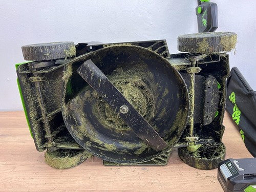 Greenworks 24V Cordless Lawnmower (GWGD24LM33) — Used (photo 5)