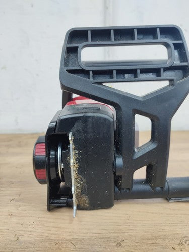 Sprint 18V Li-Ion 25cm Cordless Chainsaw Kit, Powered by Briggs & Stratto — Used (photo 4)