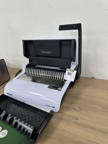 Fellowes 5627609_1 Pulsar Plus 300 Sheet Manual Comb Binder with Clear Binding C — New (other) (photo 3)