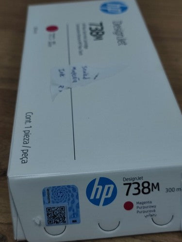 HP 738M Magenta DesignJet Ink Cartridge — New (other) (photo 4)