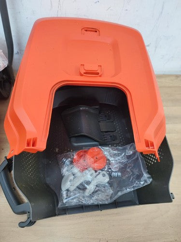 Flymo Lawnmower - Orange (970539501) - Read Description — Used (photo 5)