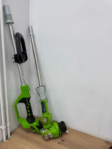 Greenworks 24V string trimmer — Used (photo 5)