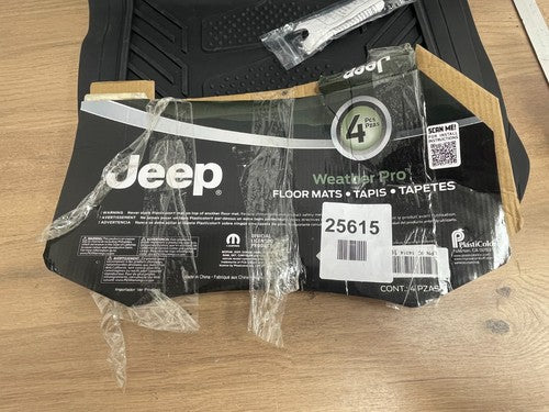 Jeep 4 piece floor mat — New (other) (photo 2)