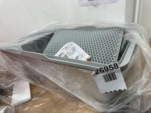 PetPicks Stainless Steel Litter Box - Extra Large Enclosed Metal Litter Tray — New (other) (photo 2)