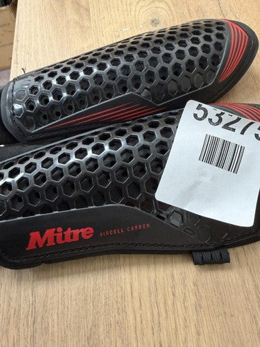 Mitre Football Shin Pads — Used (photo 3)