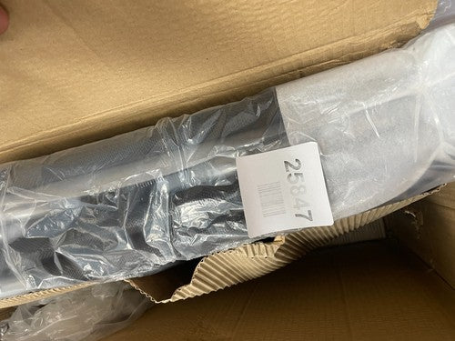 Vounot 2pcs Long Chair With Umbrella — New (other) (photo 4)