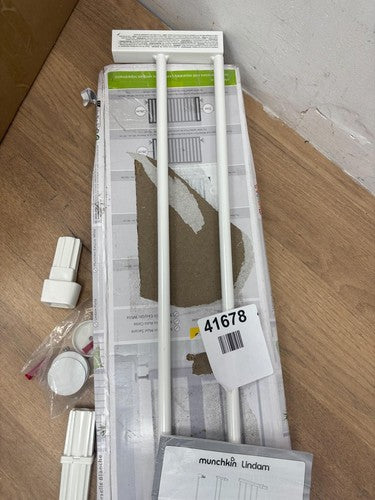Lindam Sure Shut Safely Gate Extension White 14cm — New (other) (photo 2)