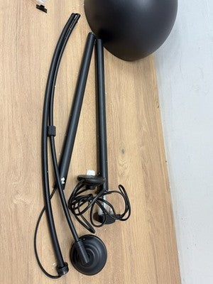 Versanora Vn-l00013 Floor Lamp — Used (photo 3)