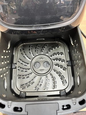 Russell Hobbs 4L Satisfry Air Fryer - 27160 — Used (photo 2)
