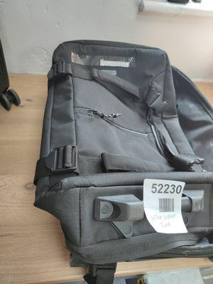 American Tourister Suitcase — Used (photo 8)