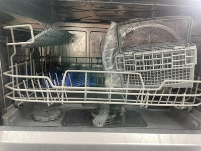 Russell Hobbs Table Top Dishwasher - Not Working — Used (photo 5)