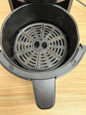 Russell Hobbs SatisFry Air Fryer - 26500 — Used (photo 3)