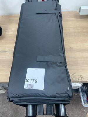Baby Dan Travel Cot and Play Pen In Navy — New (other) (photo 2)