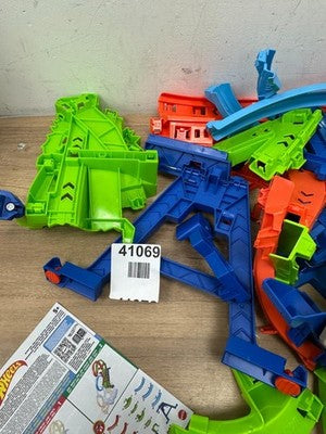Hot Wheels Action Track 4-Loop Crash-Out Race — New (other) (photo 2)