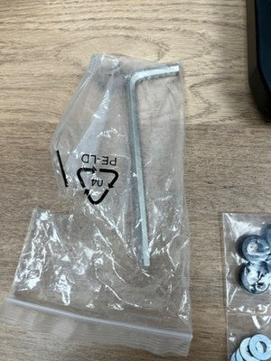 WALI Single Monitor Gas Spring Desk Mount GSM001XL — New (other) (photo 2)