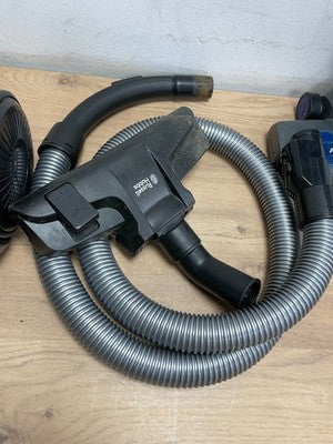 Russell Hobbs Atlas Cylinder Vacuum Cleaner — Used (photo 4)