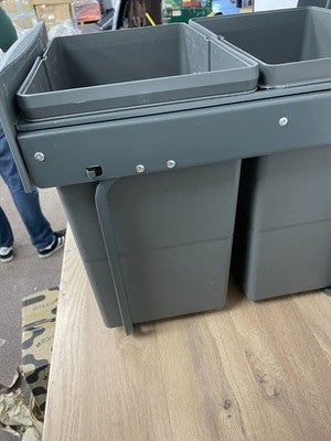 Emuca - Waste containers with lower fixing for kitchen — New (other) (photo 8)
