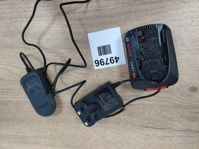 18v bosch battery green 2.5ah new style with light — New (other) (photo 3)